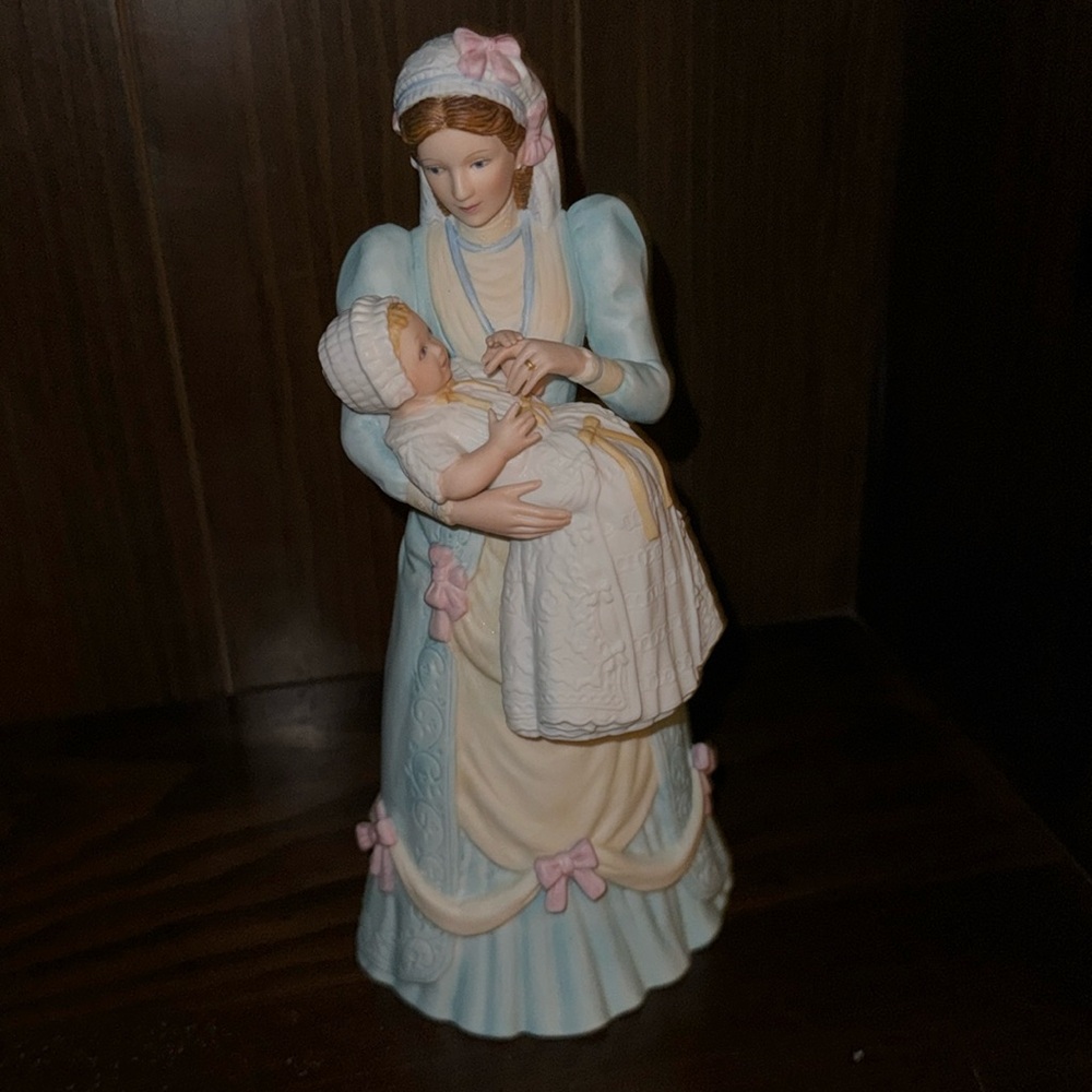 Lenox Fine Porcelain "The Christening"  1989 Mother with Baby 9" Tall.